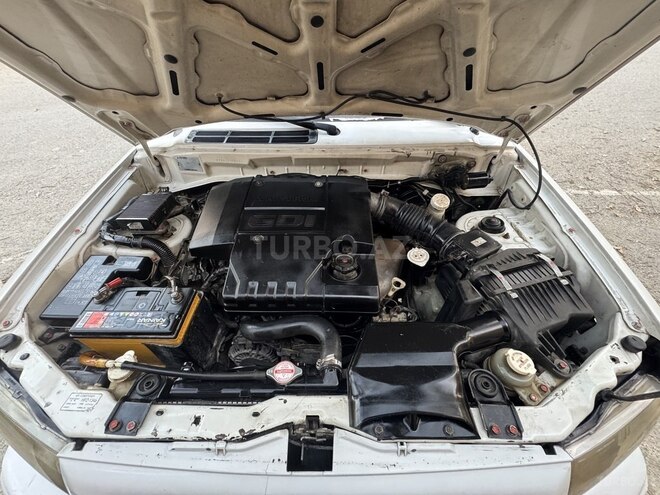 Mitsubishi Pajero io 1999, 390,000 km - 1.8 л - Bakı