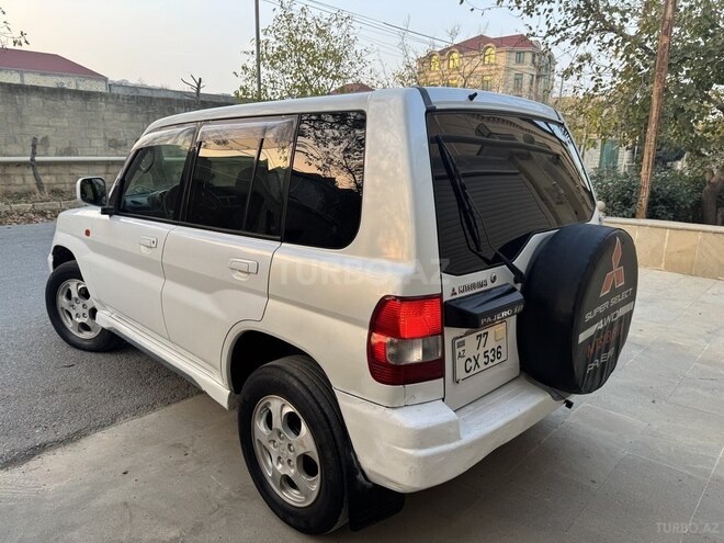 Mitsubishi Pajero io 1999, 390,000 km - 1.8 л - Bakı