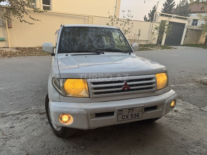 Mitsubishi Pajero io 1999, 390,000 km - 1.8 л - Bakı