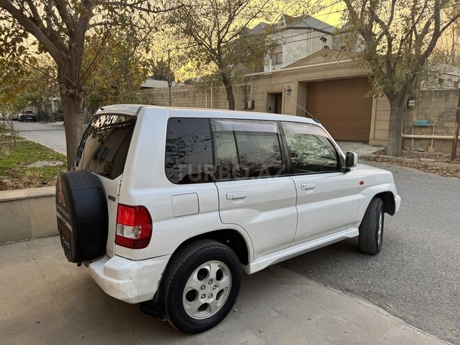 Mitsubishi Pajero io 1999, 390,000 km - 1.8 л - Bakı