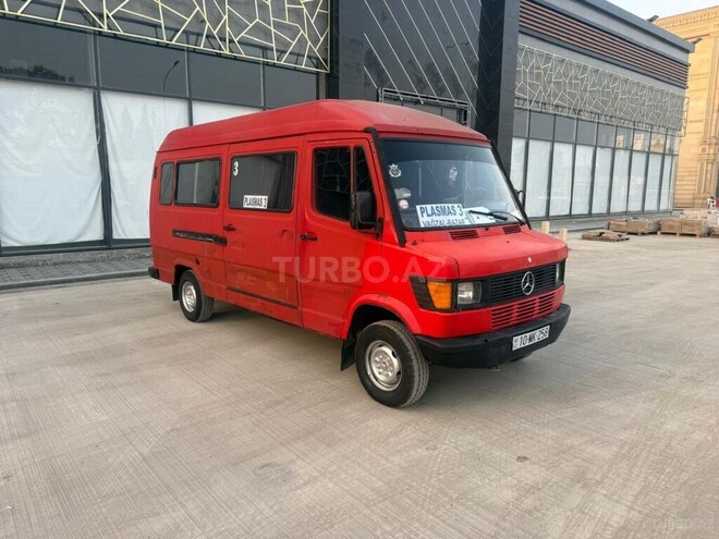 Mercedes 208 D 1992, 228,000 km - 2.3 л - Salyan