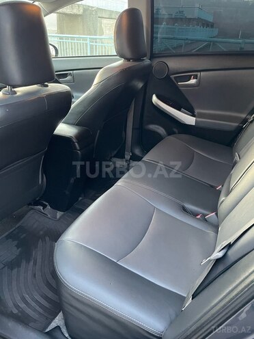 Toyota Prius 2013, 243,000 km - 1.8 л - Quba
