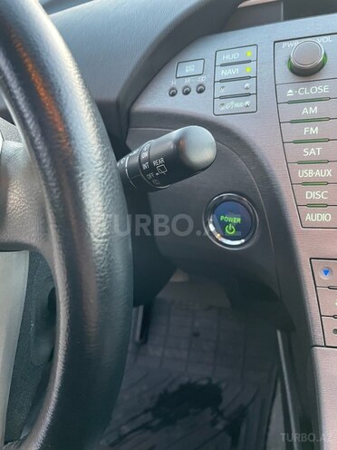 Toyota Prius 2013, 243,000 km - 1.8 л - Quba