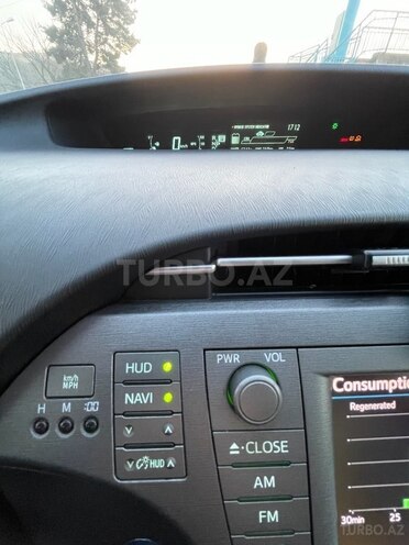Toyota Prius 2013, 243,000 km - 1.8 л - Quba