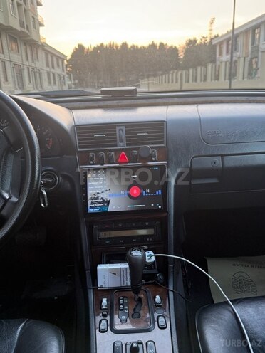 Mercedes C 240 2000, 241,000 km - 2.4 l - Bakı