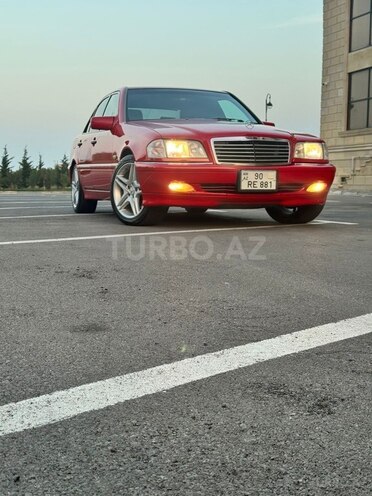 Mercedes C 240 2000, 241,000 km - 2.4 l - Bakı