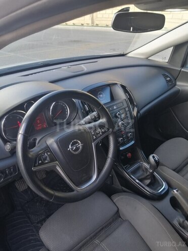 Opel Astra 2011, 188,000 km - 1.7 л - Bakı