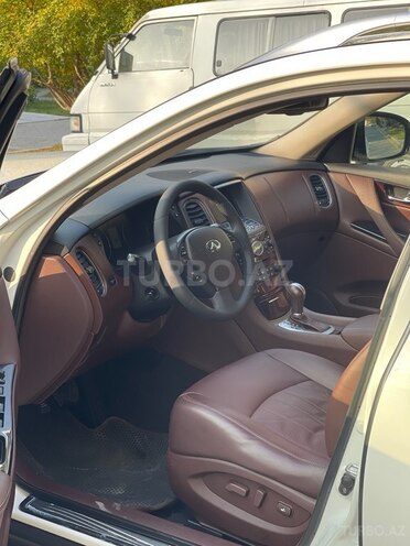 Infiniti QX50 2014, 134,300 km - 3.7 l - Bakı