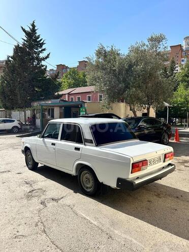 LADA (VAZ) 2107-2