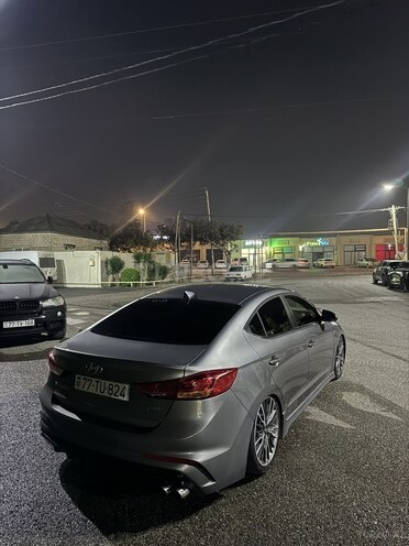 Hyundai Elantra 2018, 105,000 km - 1.6 л - Bakı