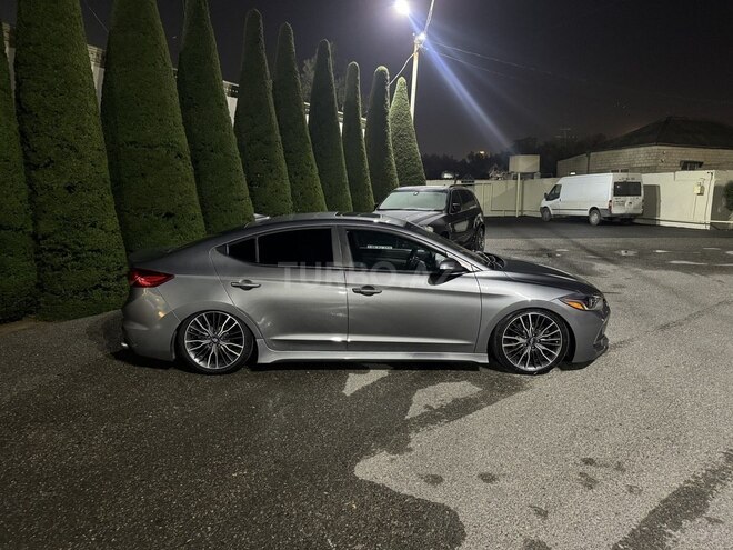 Hyundai Elantra 2018, 105,000 km - 1.6 л - Bakı