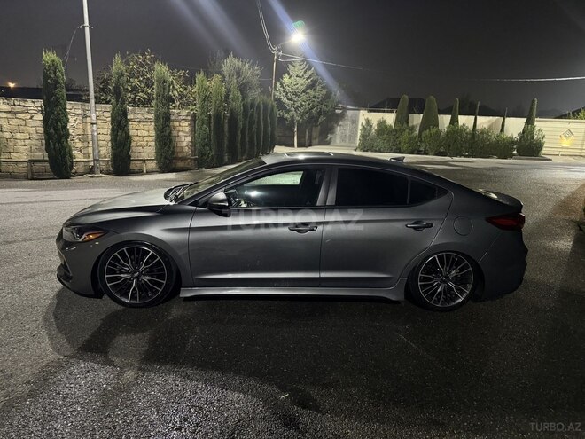 Hyundai Elantra 2018, 105,000 km - 1.6 л - Bakı