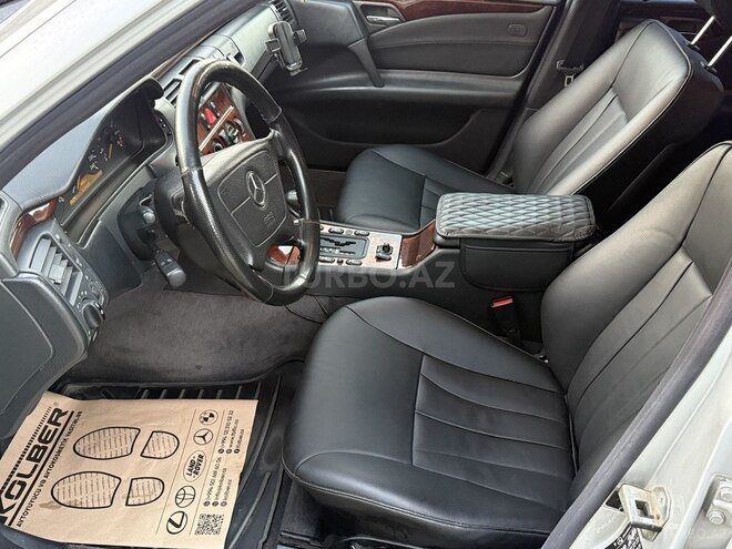 Mercedes E 240 1999, 524,065 km - 2.4 l - Bakı