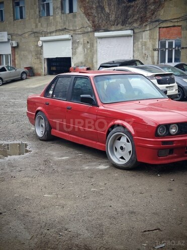 BMW 320 1988, 200,000 km - 2.0 l - Bakı