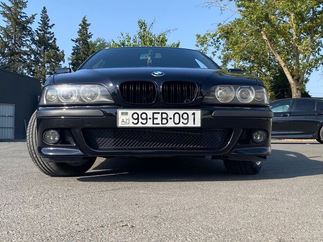 BMW 530 2001, 306,000 km - 3.0 л - Göyçay
