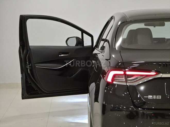Toyota Corolla-5