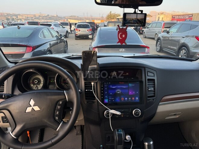 Mitsubishi Pajero 2007, 218,000 km - 3.2 l - Bakı