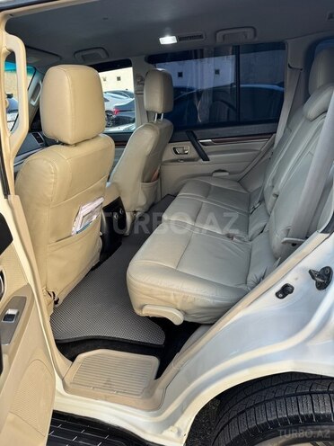 Mitsubishi Pajero 2007, 218,000 km - 3.2 l - Bakı