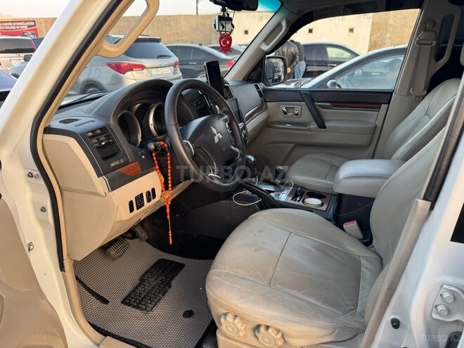 Mitsubishi Pajero 2007, 218,000 km - 3.2 l - Bakı