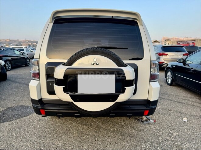 Mitsubishi Pajero 2007, 218,000 km - 3.2 l - Bakı