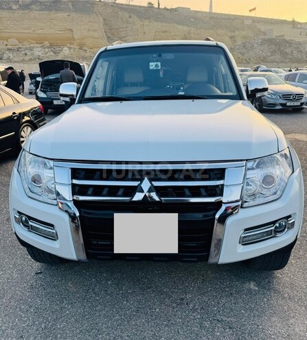 Mitsubishi Pajero 2007, 218,000 km - 3.2 l - Bakı