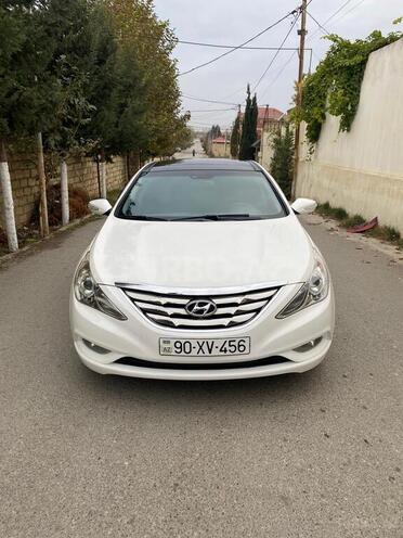 Hyundai Sonata-6