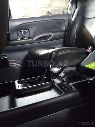Toyota Land Cruiser Prado-16