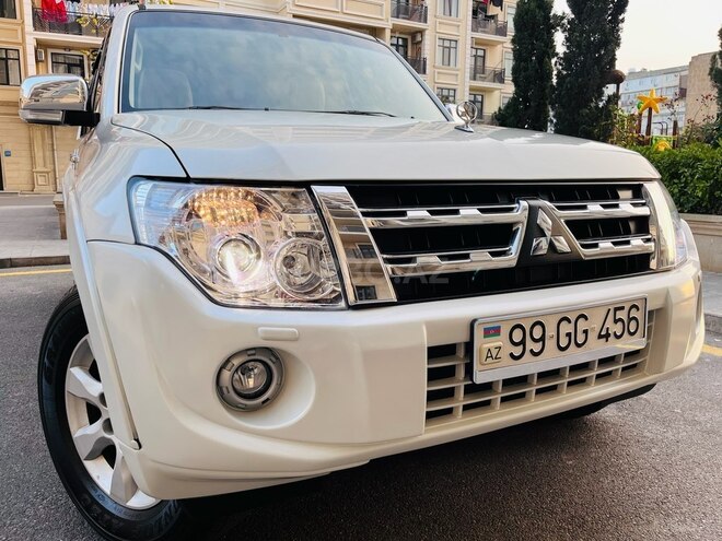 Mitsubishi Pajero 2012, 137,000 km - 3.5 л - Bakı