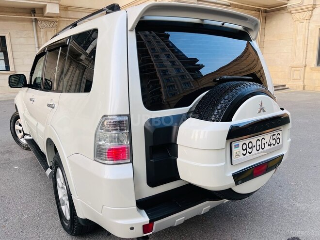 Mitsubishi Pajero 2012, 137,000 km - 3.5 л - Bakı