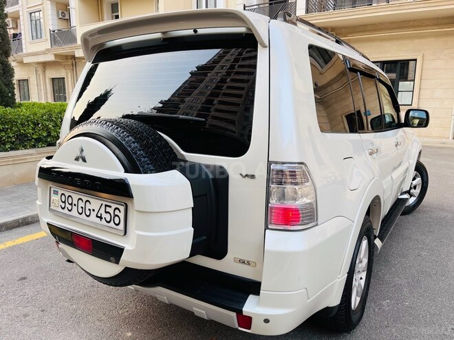 Mitsubishi Pajero 2012, 137,000 km - 3.5 л - Bakı