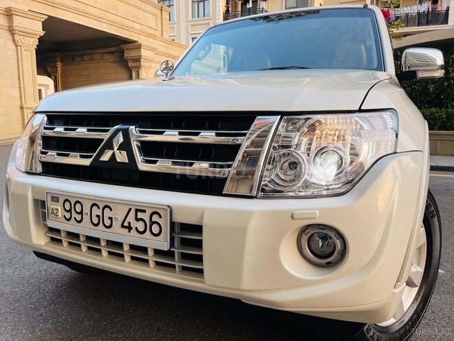 Mitsubishi Pajero 2012, 137,000 km - 3.5 л - Bakı