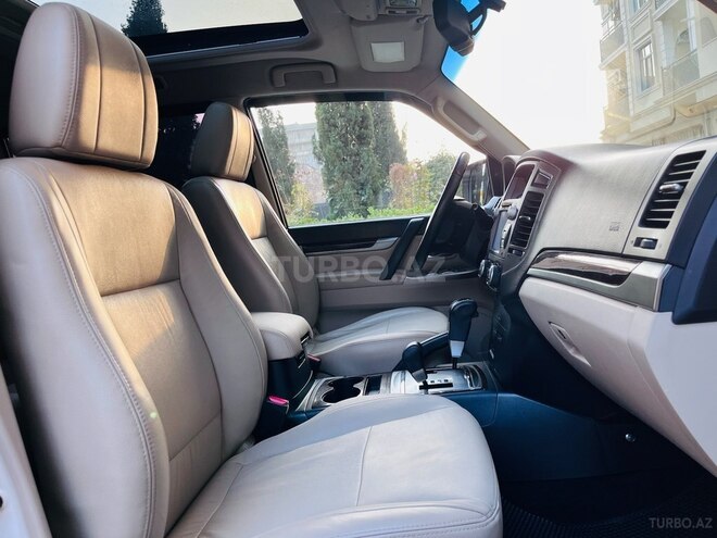 Mitsubishi Pajero 2012, 137,000 km - 3.5 л - Bakı