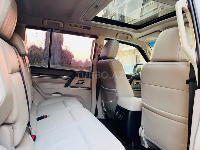 Mitsubishi Pajero 2012, 137,000 km - 3.5 л - Bakı