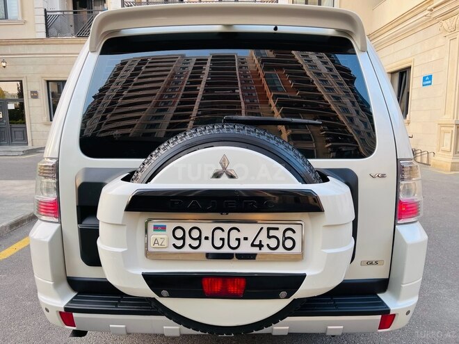 Mitsubishi Pajero 2012, 137,000 km - 3.5 л - Bakı
