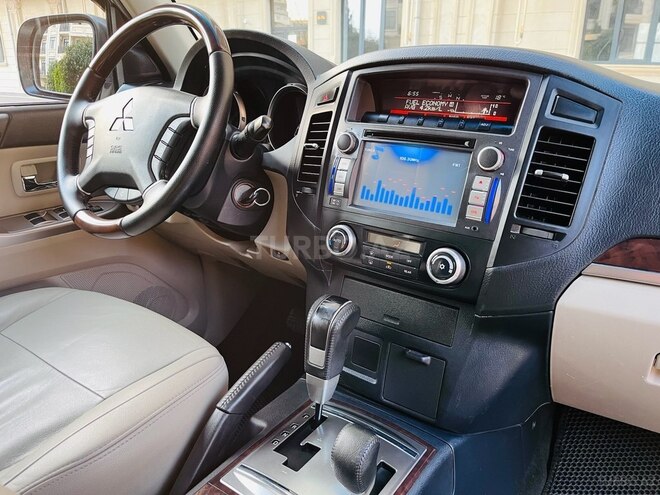 Mitsubishi Pajero 2012, 137,000 km - 3.5 л - Bakı