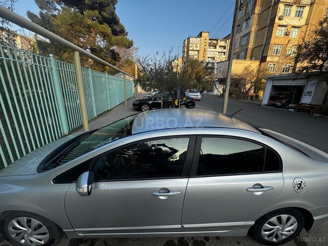Honda Civic 2006, 256,000 km - 1.3 л - Bakı