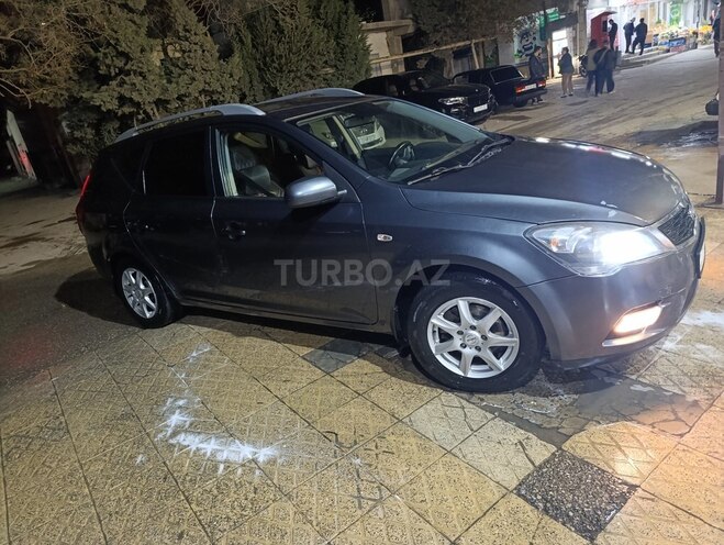 Kia  2011, 260,000 km - 1.6 l - Bakı