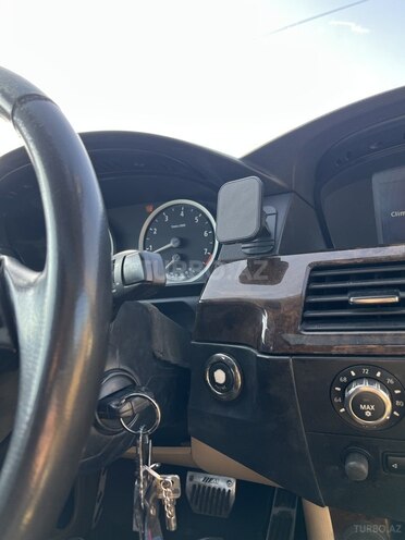 BMW 530 2006, 288,200 km - 3.0 l - Bakı