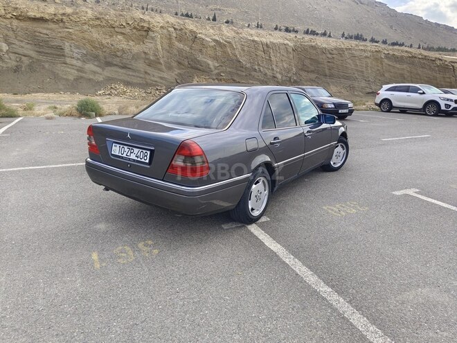 Mercedes C 180 1995, 583,000 km - 1.8 l - Bakı