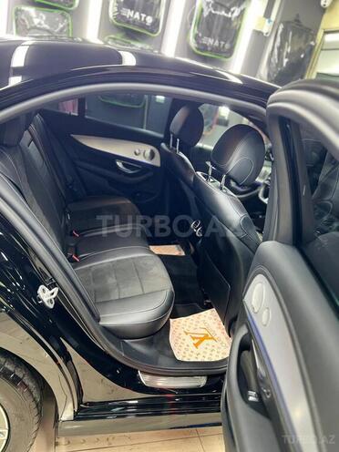 Mercedes E 300 de-14