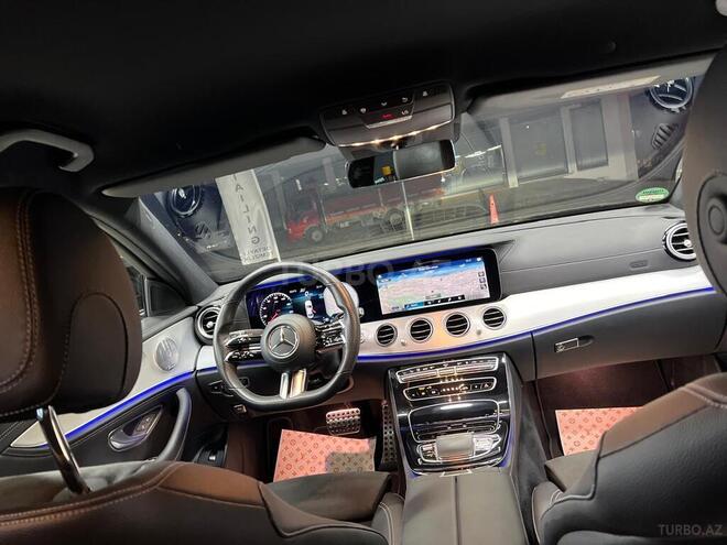 Mercedes E 300 de-6