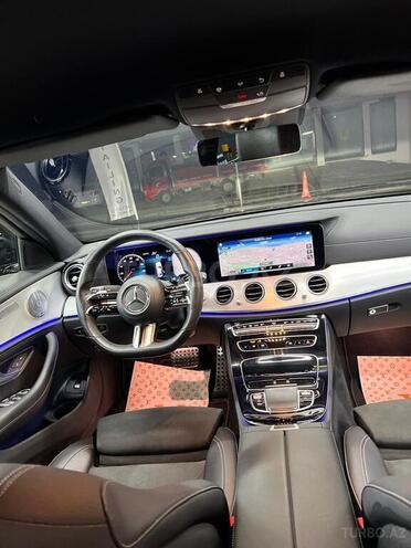 Mercedes E 300 de-10