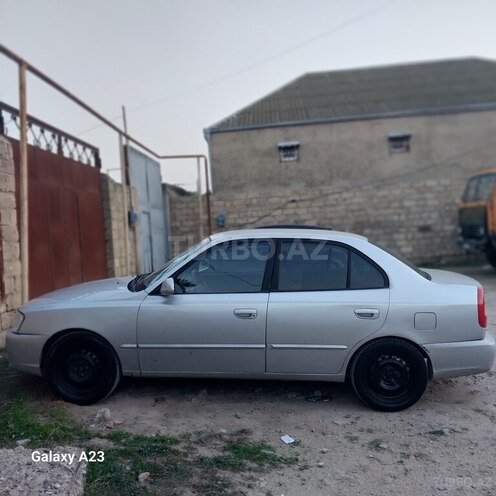 Hyundai Accent 2002, 568,098 km - 1.6 l - Bakı