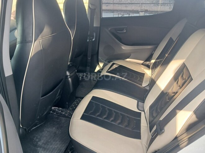 Hyundai Elantra 2014, 273,590 km - 1.8 л - Bakı