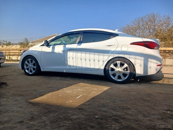 Hyundai Elantra 2014, 273,590 km - 1.8 л - Bakı