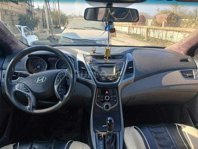 Hyundai Elantra 2014, 273,590 km - 1.8 л - Bakı