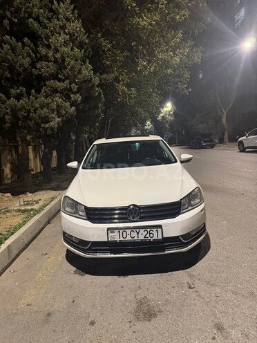 Volkswagen Passat 2014, 152,000 km - 1.8 l - Bakı