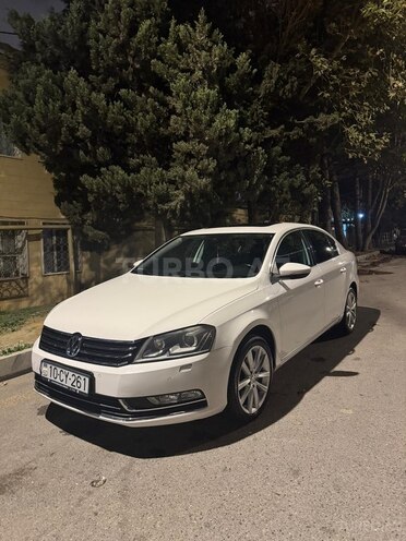 Volkswagen Passat 2014, 152,000 km - 1.8 l - Bakı