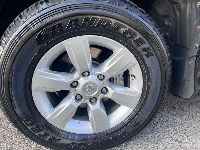 Toyota Land Cruiser Prado 2014, 196,000 km - 2.7 l - Bakı