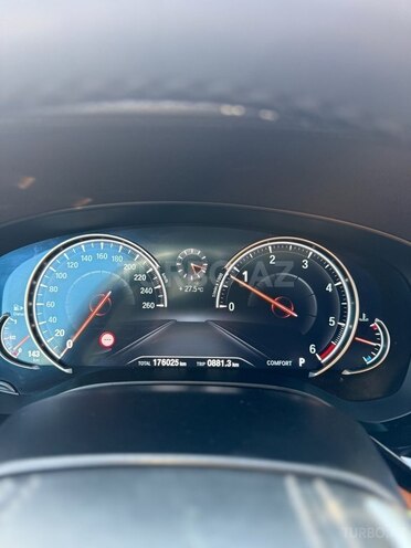 BMW 520 2017, 180,142 km - 2.0 l - Bakı